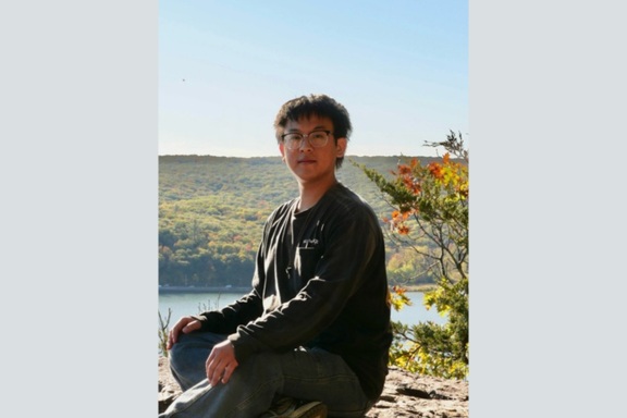 Zhijie Wang